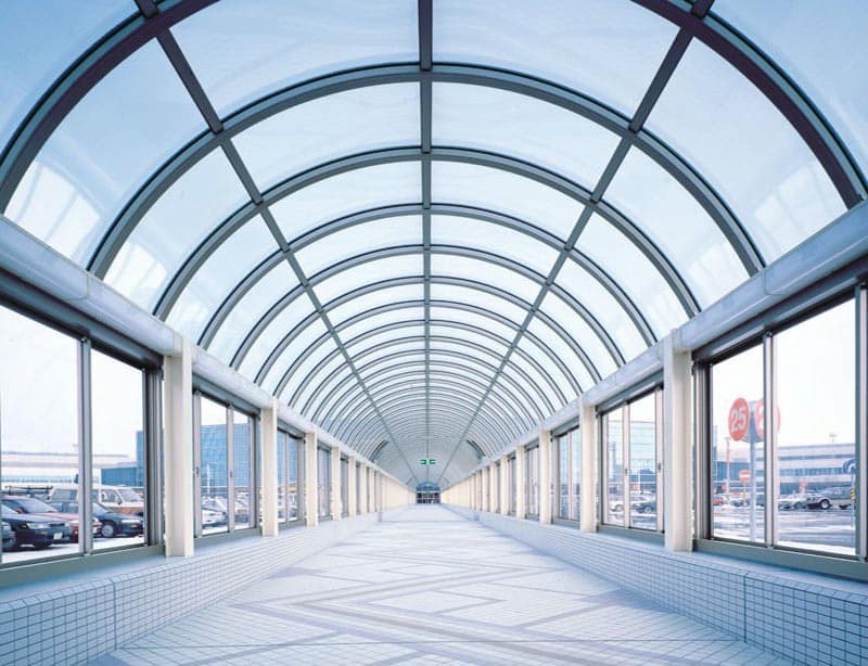 Tấm nhựa Polycarbonate được đánh giá cao khi có chi phí bảo trì thấp hơn